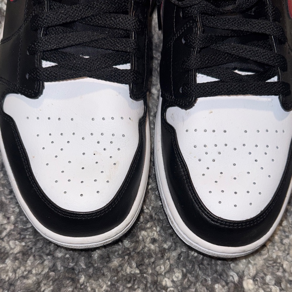 Nike Men's Black, Red, and White Air Jordan 1 Low Sneakers - Picture 4 of 7